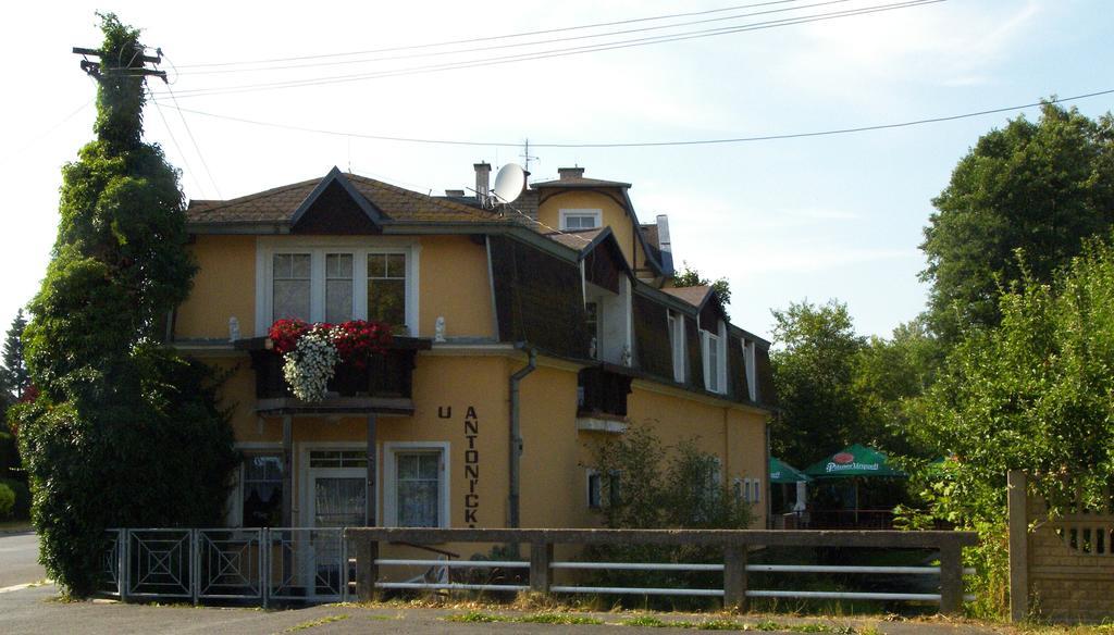Penzion U Antonickova Pramene Mariánské Lázně Extérieur photo